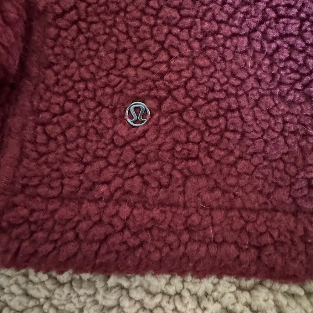 Lululemon textured fleece full zip jacket - Picture 5 of 6